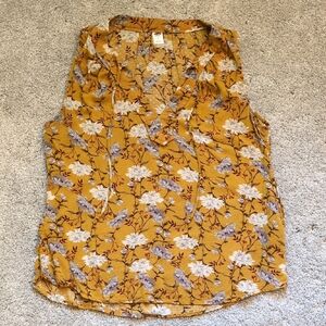 Old Navy Gold Floral Sleeveless Top Size Medium